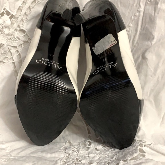 Aldo black and white stilettos . - Picture 5 of 5